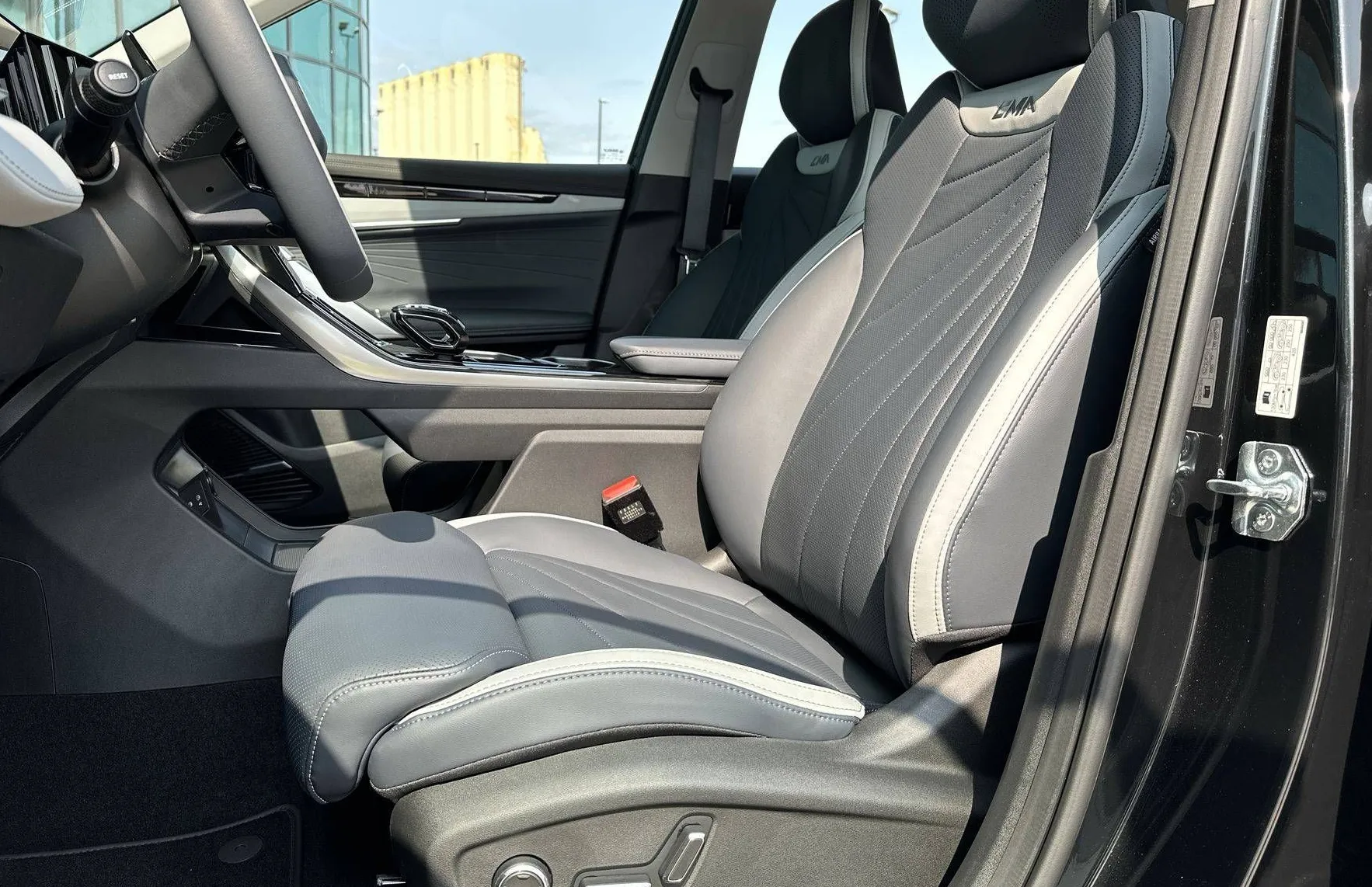 Zunanja slika - Geely StarRay - 2.0 8A T AWD GF - 10
