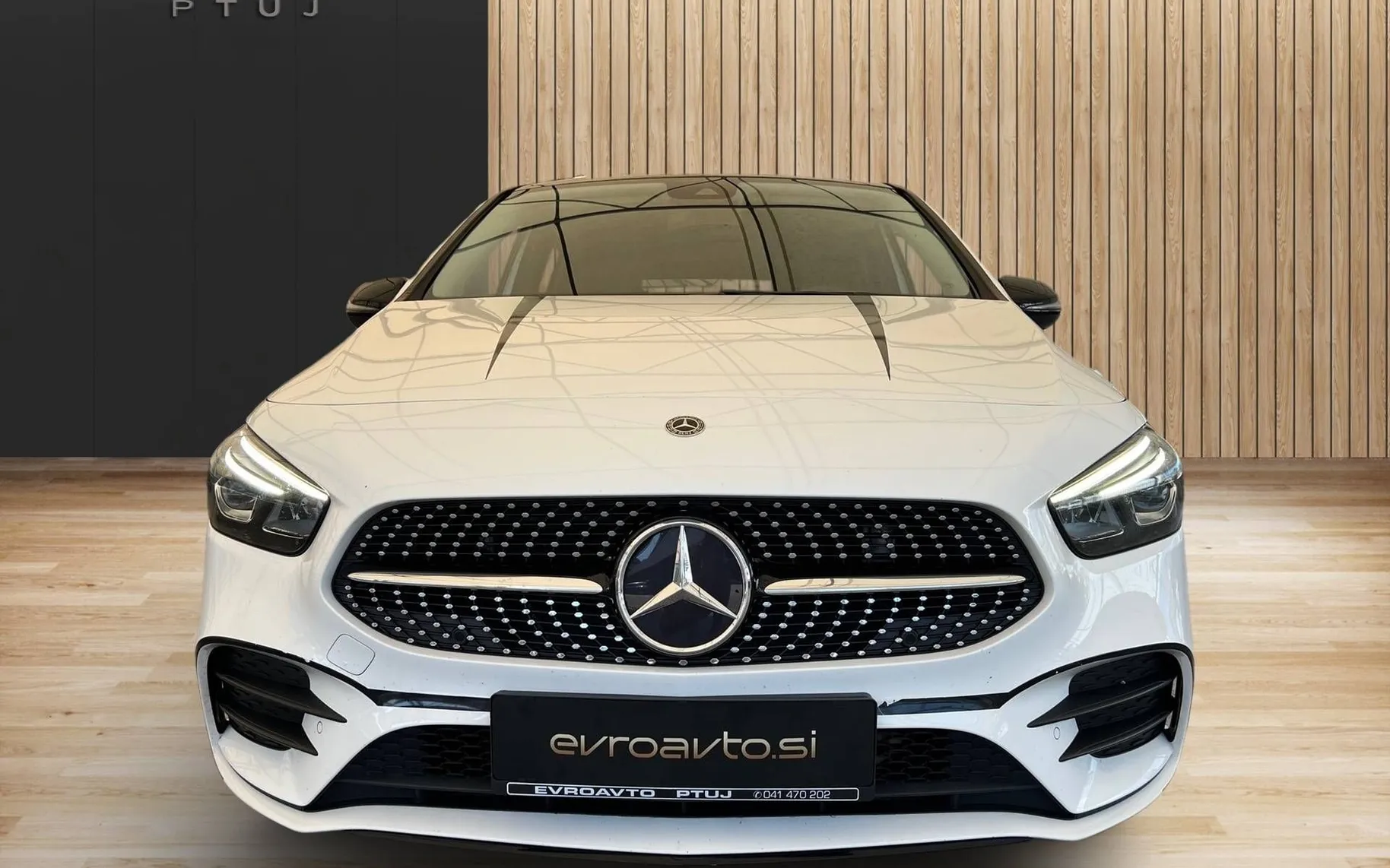 Zunanja slika - Mercedes-Benz B-Razred - B 200 d Aut•AMG Line•1LASTNIK•KAMERA•PDC•... - 2