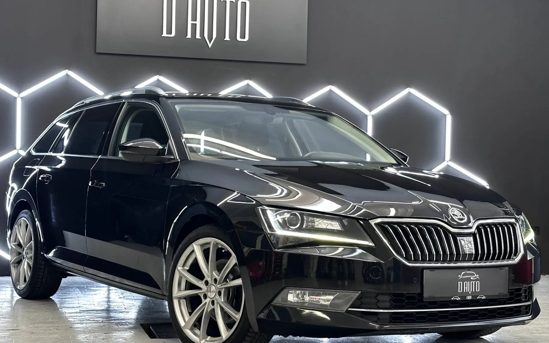Zunanja slika - Škoda Superb - 2.0 TDI 110 kW VIRTUAL-DSG-KLJUKA-MEMORY-NOVE GU.. - 3
