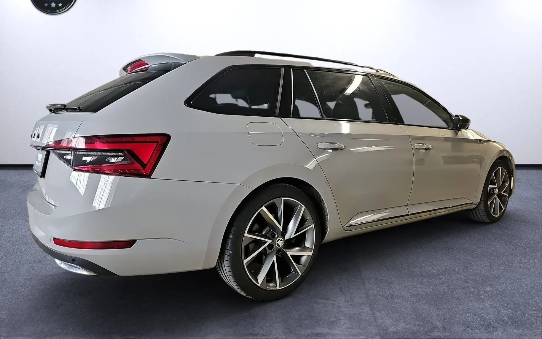Zunanja slika - Škoda Superb - Combi 2.0 TDI Sportline DSG |VIRTUAL|KAMERA|RADAR| - 6