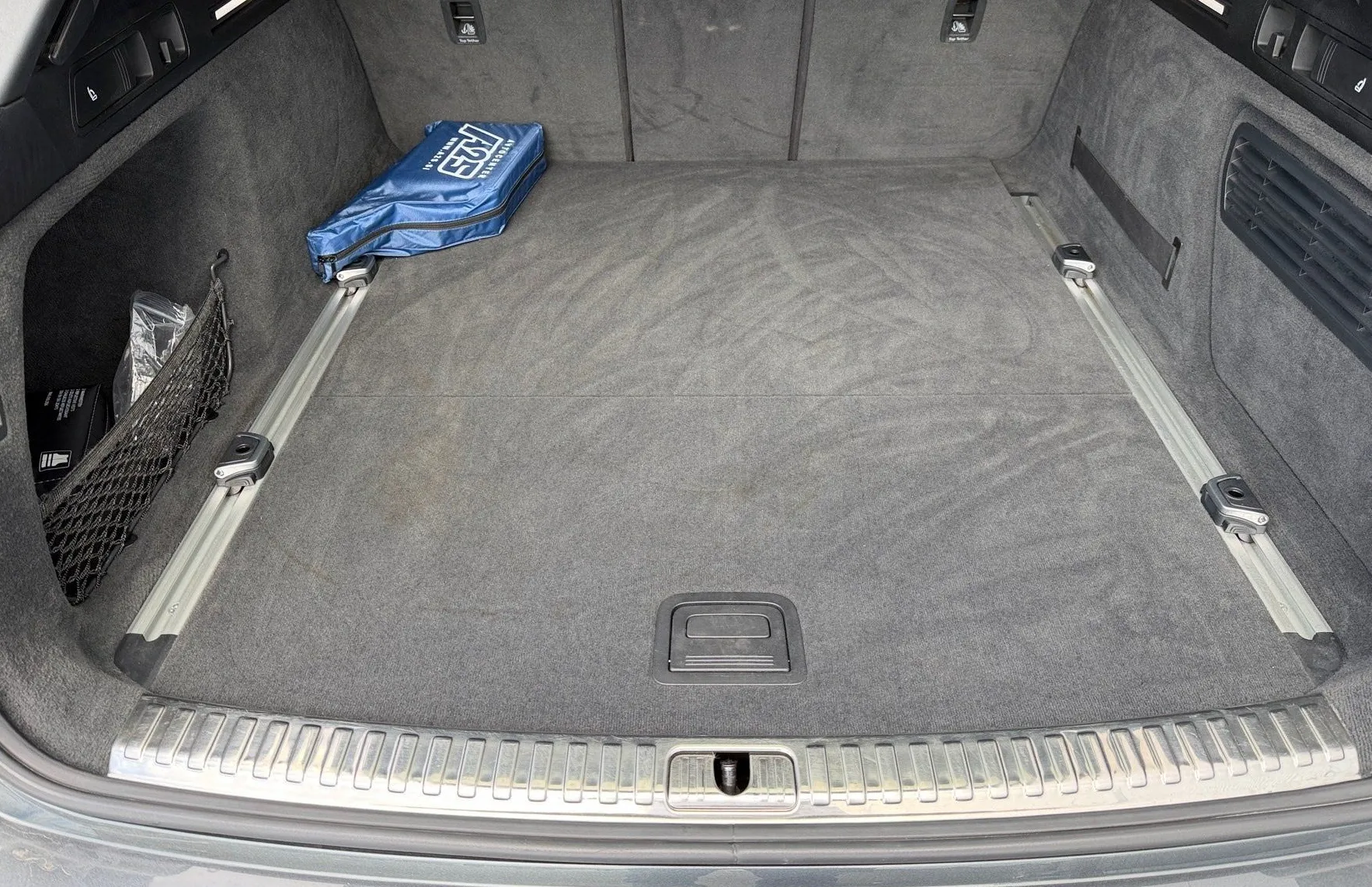 Zunanja slika - Audi A6 - Avant 40 TDI S tronic-S LINE-Panorama-Vlečna kljuka-HD - 12