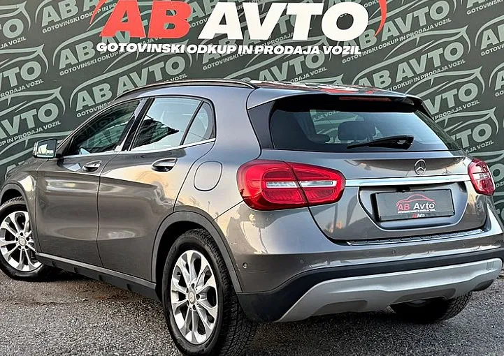 Zunanja slika - Mercedes-Benz GLA-Razred - GLA 200 CDI+MRTVI KOT+PRIKLOP+KAMERA+LEASING+TOP - 7