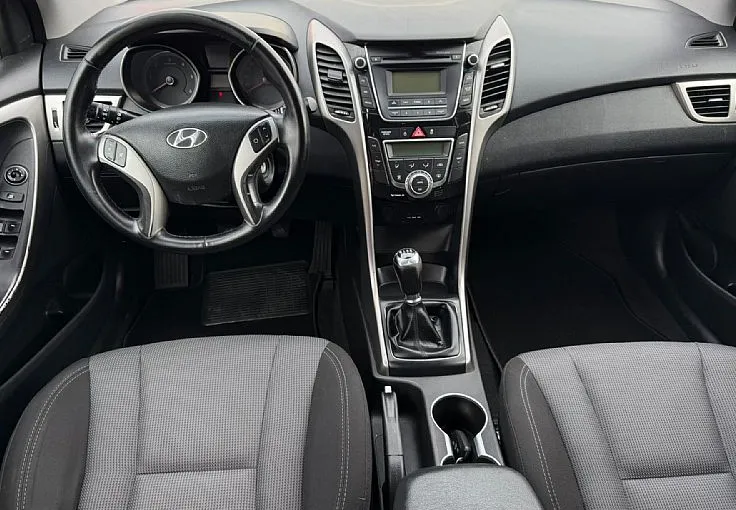 Zunanja slika - Hyundai i30 - 1.4 CRDi Style - NA OBROKE BREZ POLOGA - - 6