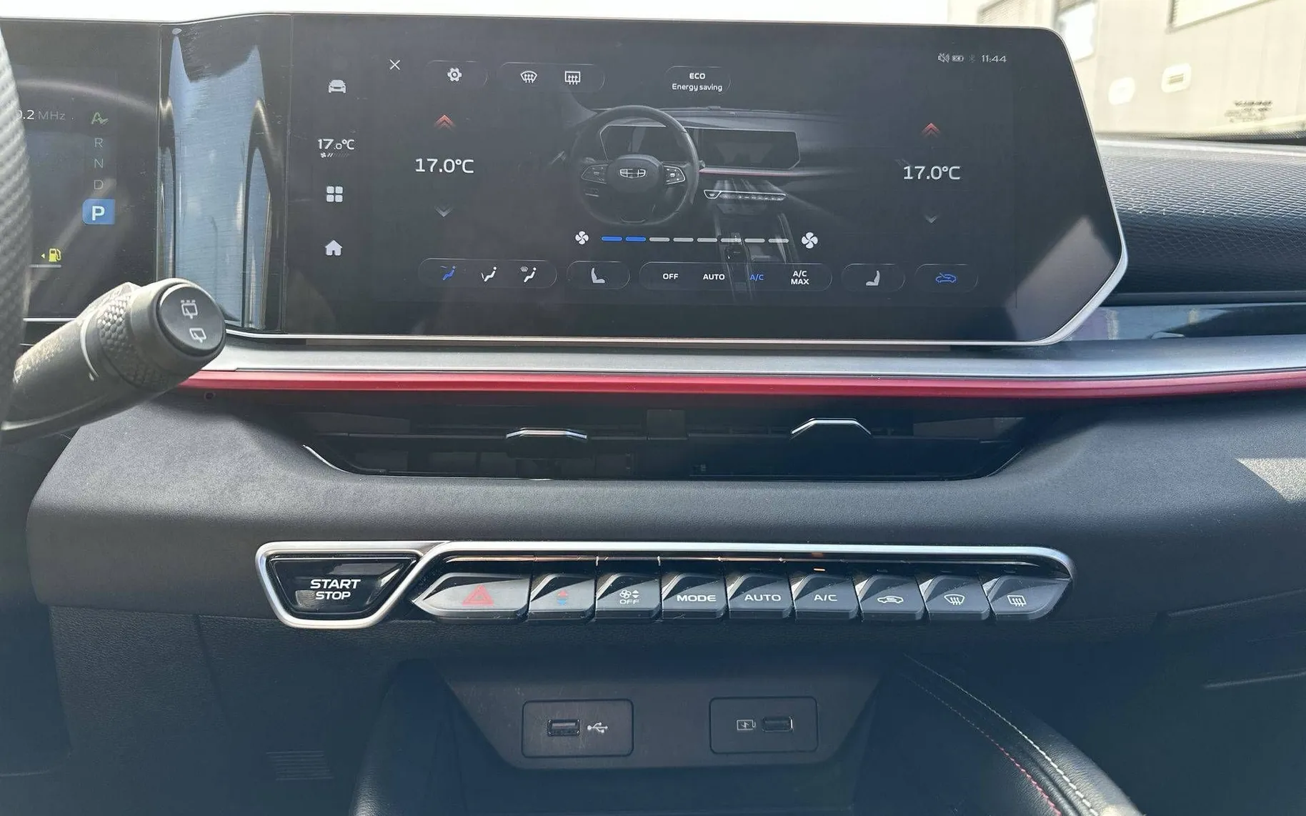 Notranja slika - Geely CoolRay - 1.5 TD GF - 19