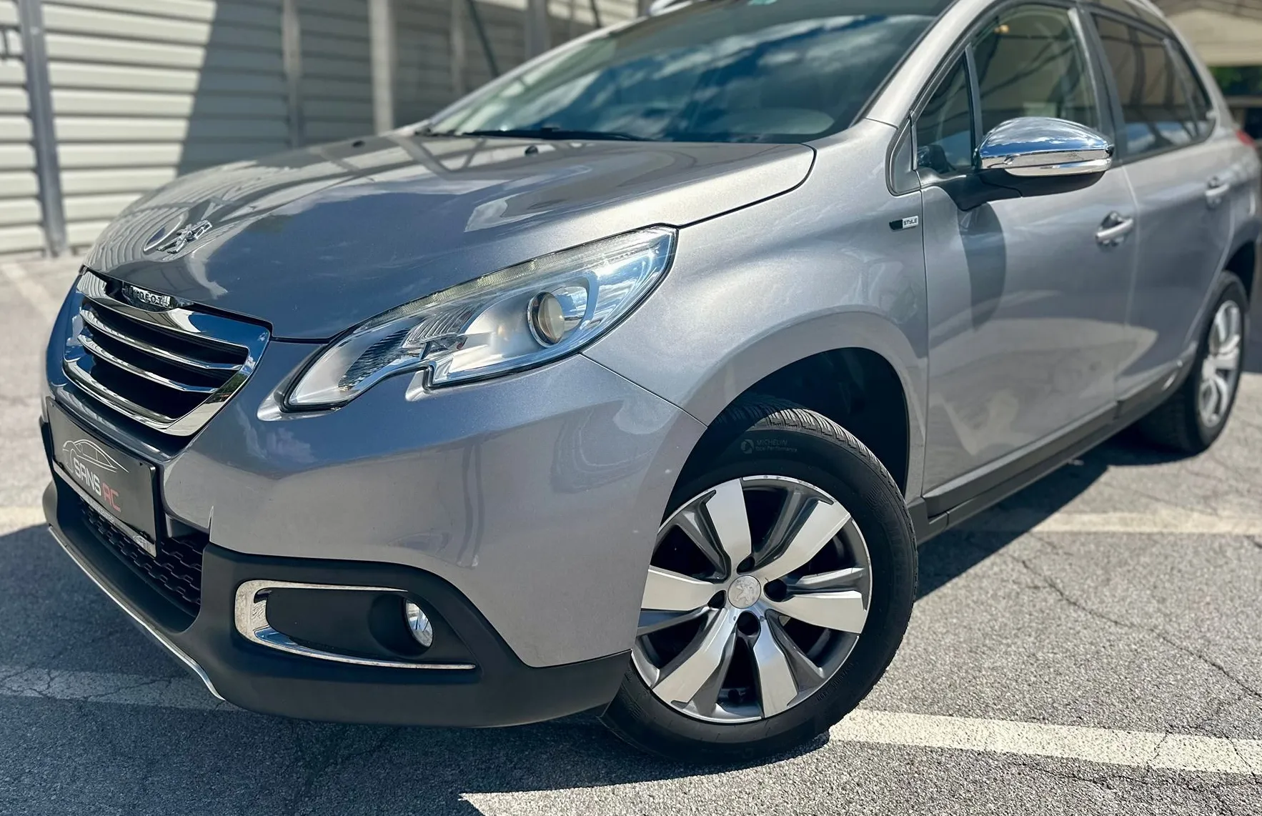 Zunanja slika - Peugeot 2008 - 1.2 Style - SLO - GL. SERVIS - LED - TEMPOMAT - 1