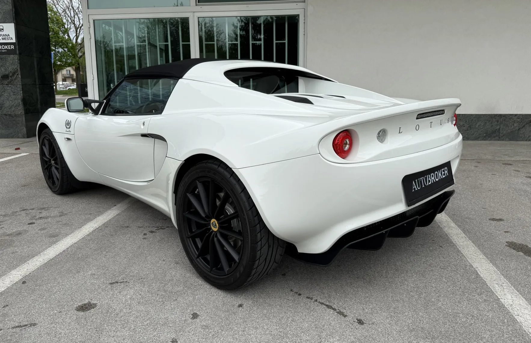Zunanja slika - Lotus Elise - Sport 1.6 atmosferski motor zelo lahek - 7