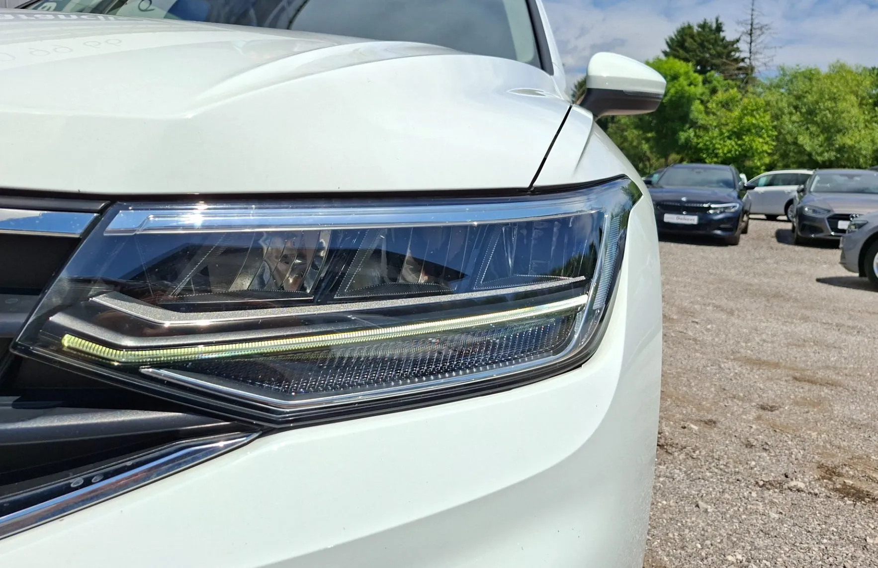 Zunanja slika - VW Tiguan - 2.0 TDI BMT Elegance DSG - 17