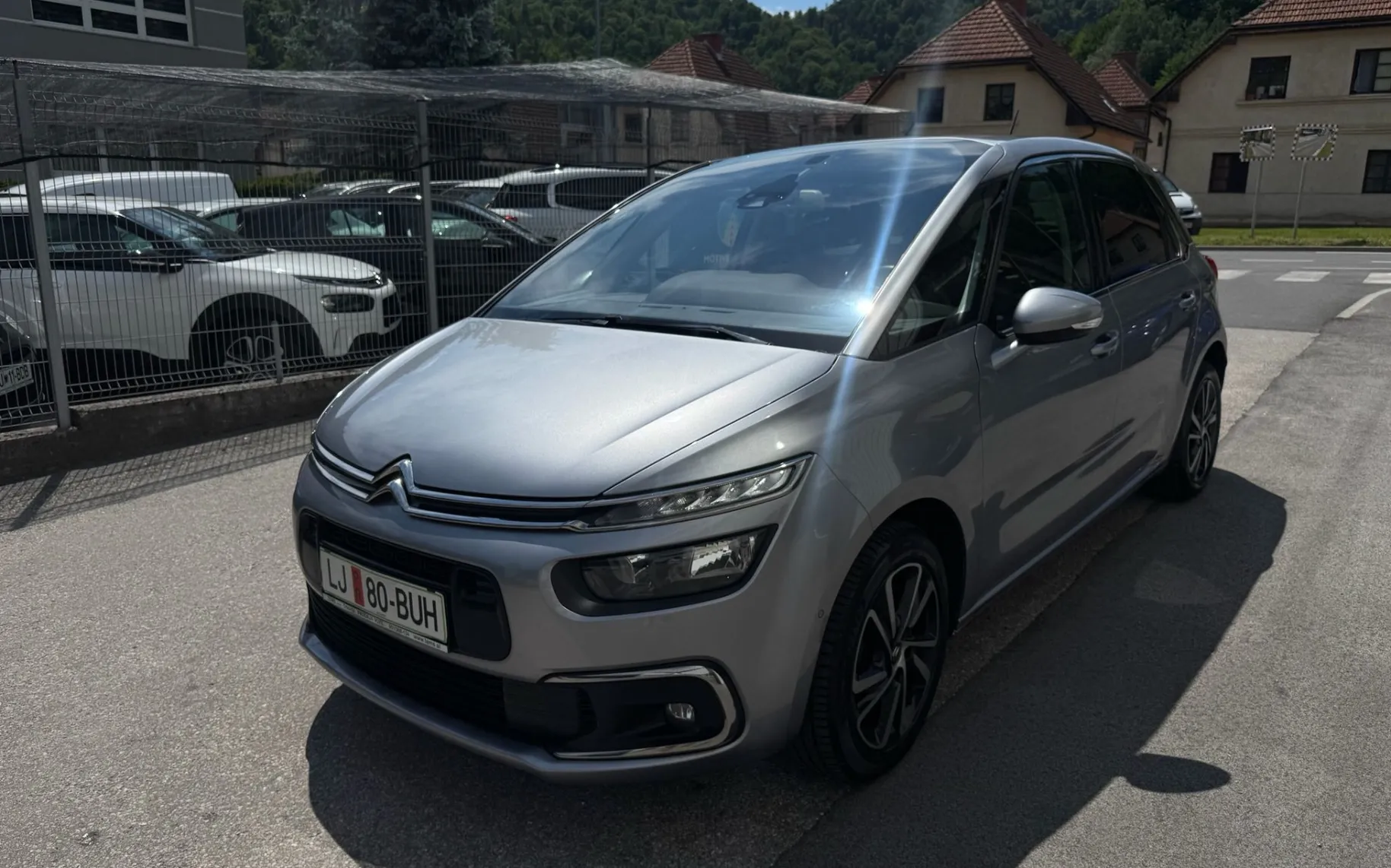 Zunanja slika - Citroën C4 - 1.5 HDI130 - FEEL BUSINESS - 2