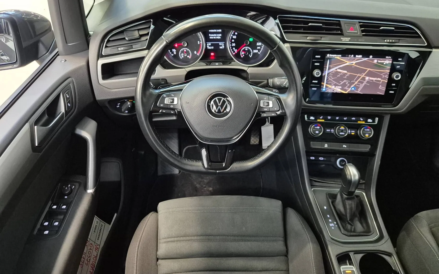 Zunanja slika - Volkswagen Touran - 2.0 TDI DSG Comfortline 110 150 - 6