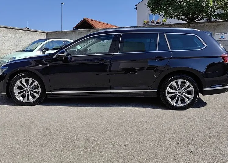 Zunanja slika - Volkswagen Passat - Variant 2.0TDI-200KM-4M-2X-R-LINE-VIRTUAL-KAMERA-IQ-LIGHT- - 2