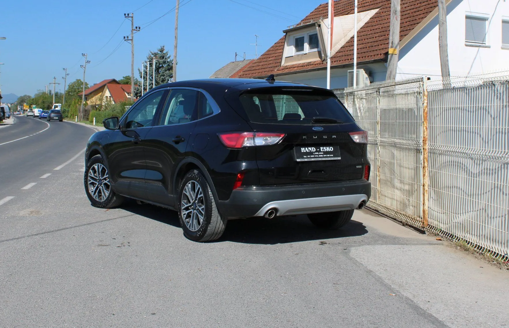 Zunanja slika - Ford Kuga - 2.5 PHEV 225 Titanium-NAVI-ALU-PDC - 4