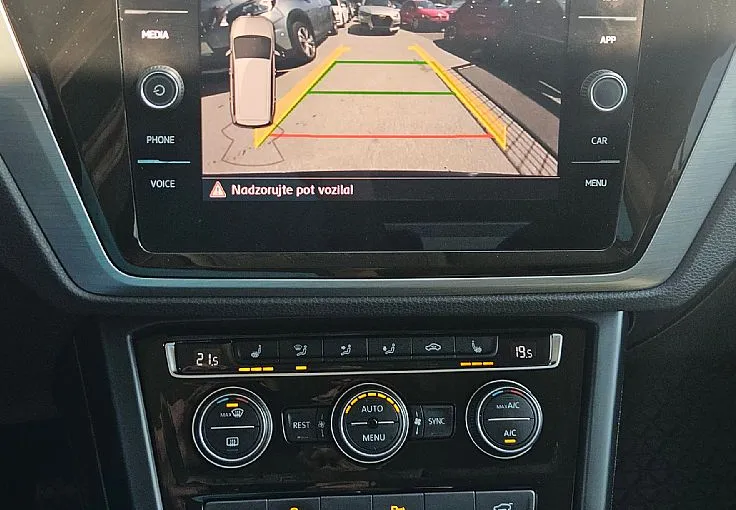 Zunanja slika - VW Touran - 2.0 TDI 150ks DSG °FULL-LED° °NAVIGACIJA° °KAMERA - 10