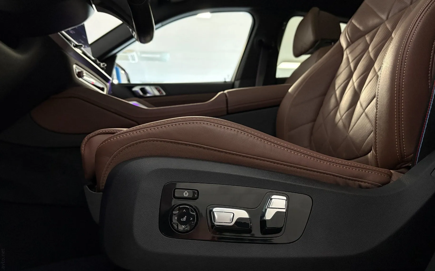 Notranja slika - BMW serija X6: - 30d|xDrive|M|ACC|SkyL|Hlajenje|HUD|360K|Harman... - 9