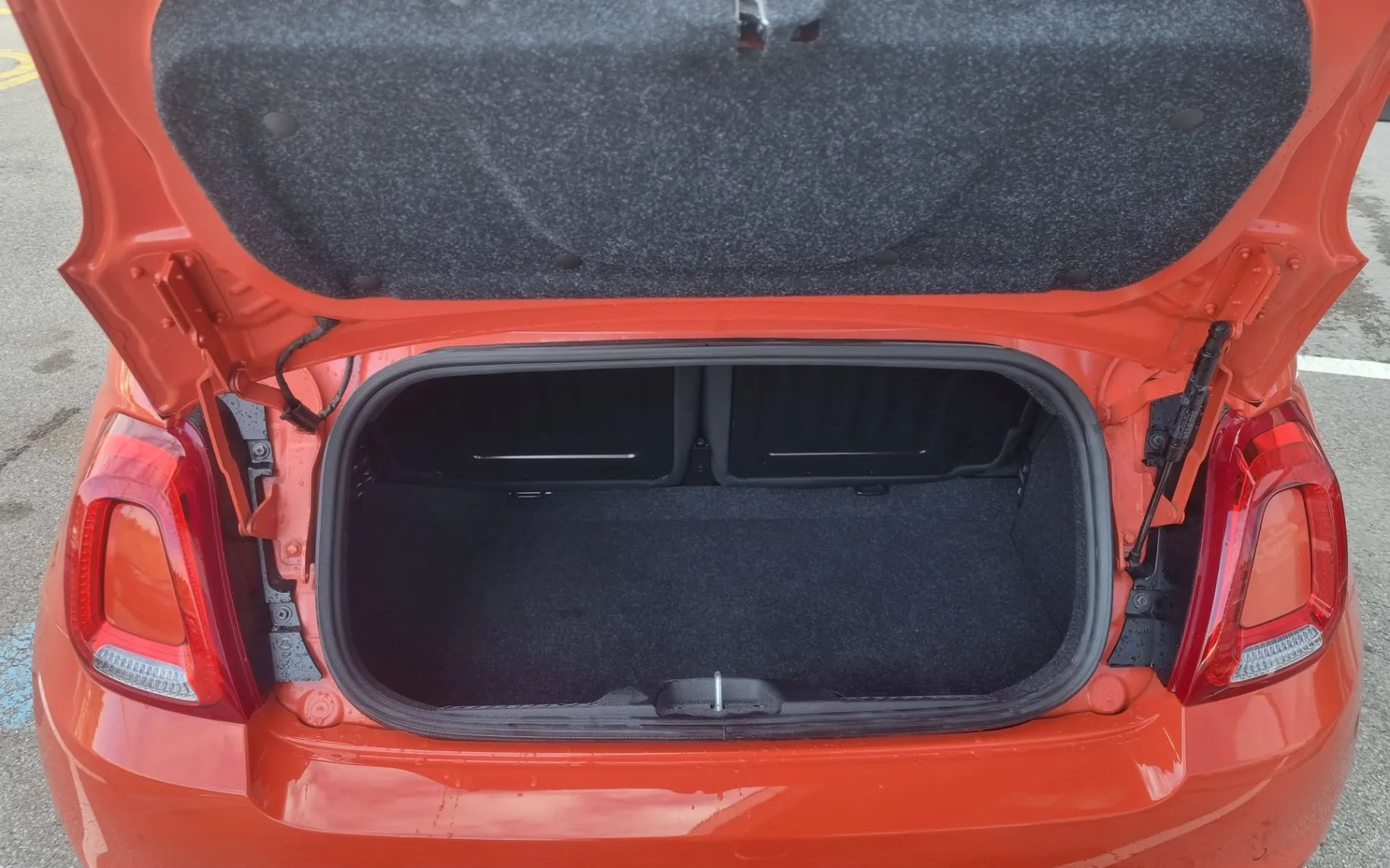 Zunanja slika - Fiat 500C - 500 1.0 MHEV Dolcevita  - SAMO 4.992km - CABRIO - 13