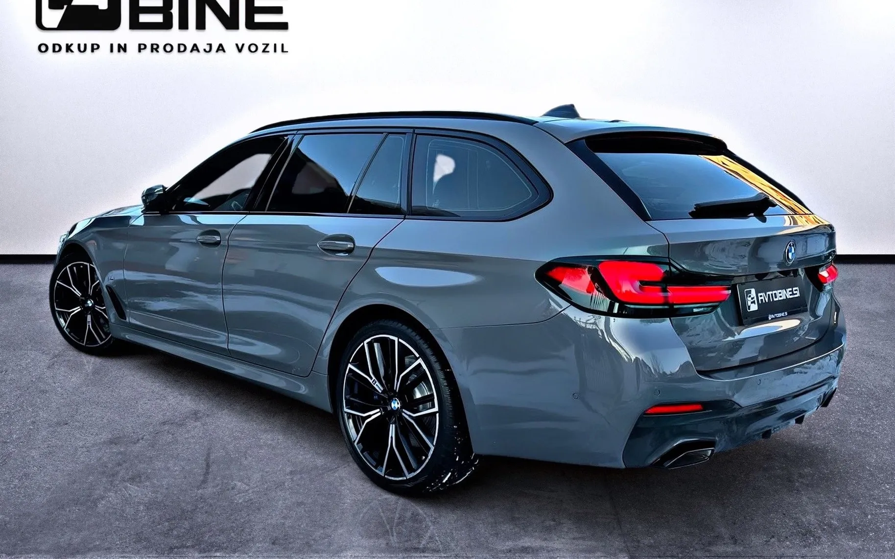Zunanja slika - BMW serija 5 Touring: - 520D•M PAKET•PANO•NARDO•FACELIFT•LED•KOT NOV - 6