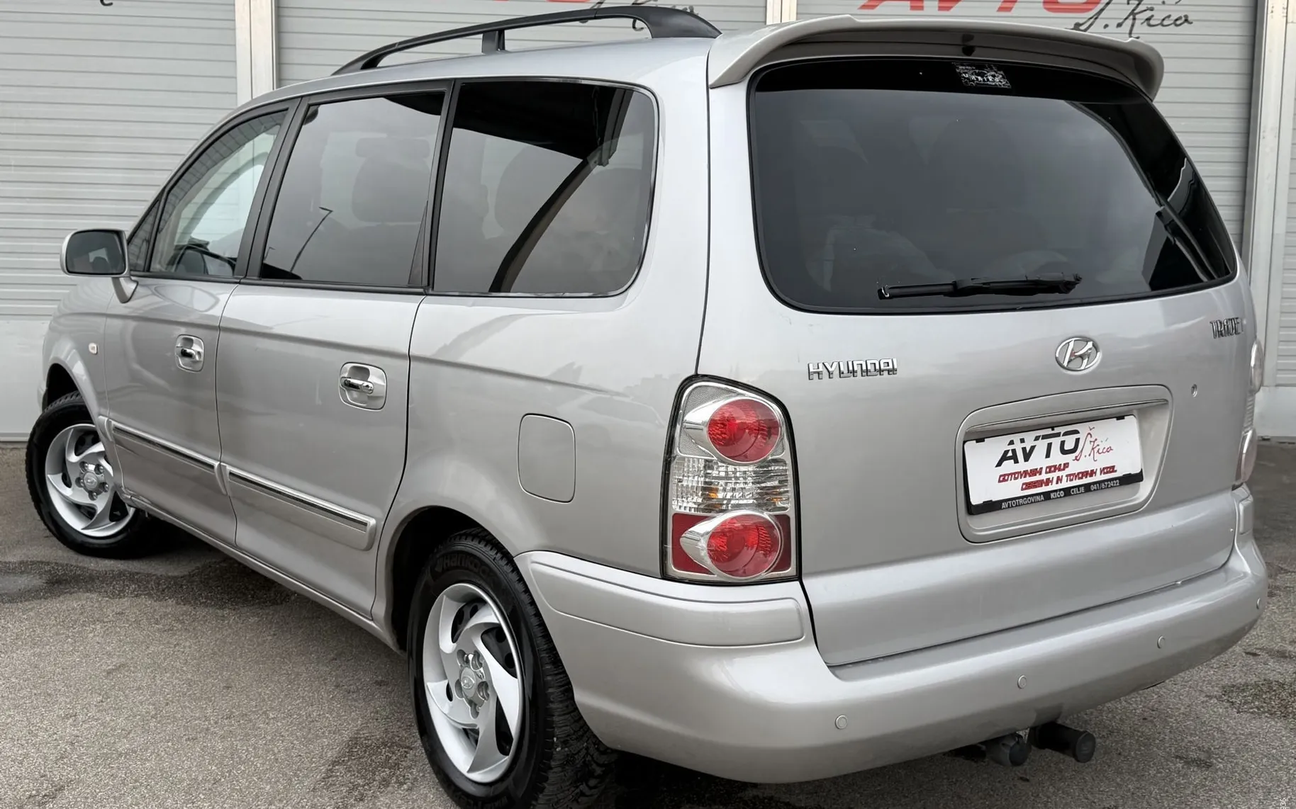 Zunanja slika - Hyundai Trajet - 2.0 CVVT GLS-7SEDEŽEV-ALU-AUTO KLIMA-VLEČNA KLJU.. - 3