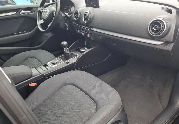 Zunanja slika - Audi A3 - 1.6 TDI NAVI.. VELIK SERVIS.BLUETOOTH - 8