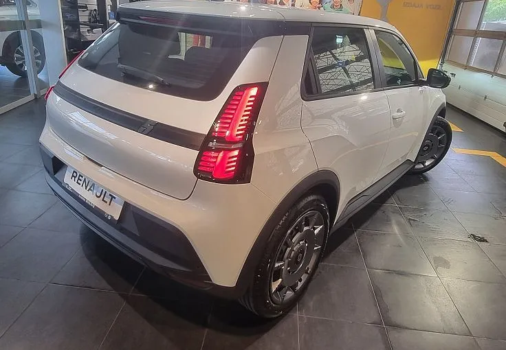 Zunanja slika - Renault 5 E-tech - Evolution EV40 90kW - 5