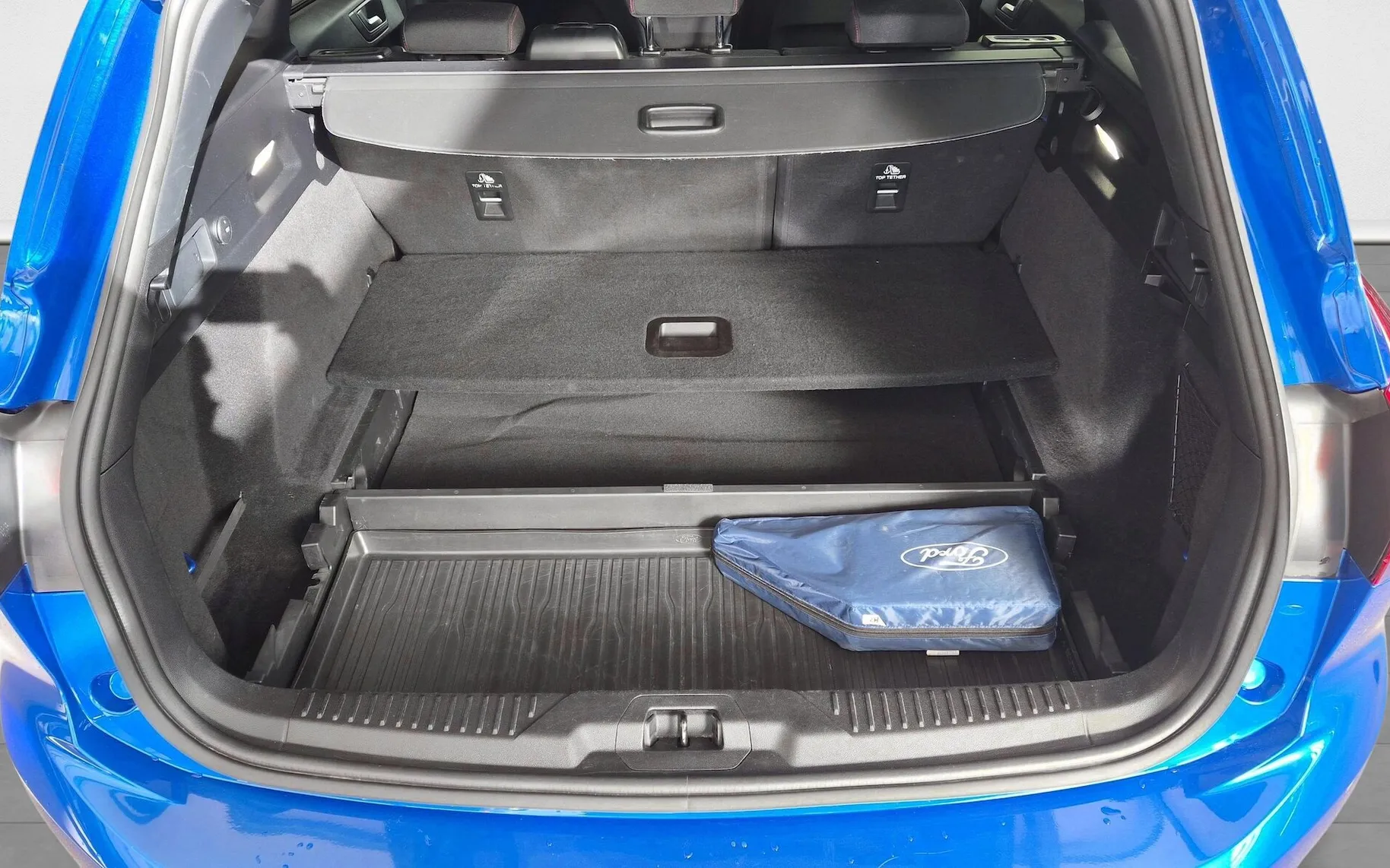 Zunanja slika - Ford Focus - Karavan 1.0 EcoBoost ST-Line-SLO-NAVI-RADAR-BLISS - 8