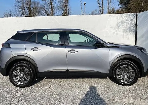 Zunanja slika - Peugeot 2008 - Active P.1.2 100KM- LED LUČI-KAMERA+JAMSTVO - 3