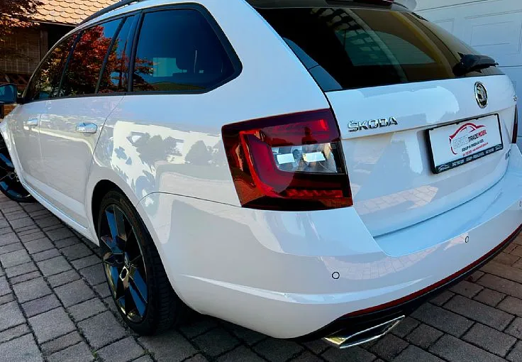 Zunanja slika - Škoda Octavia - 2.0 TDI RS DSG+ALU18+LED+PANO+NAVI+ACC+VEL.SERVIS - 3