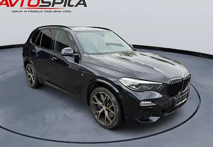 Zunanja slika - BMW X5 - serija : xDrive30d Avt. -M paket-Kam-Ass- - 2