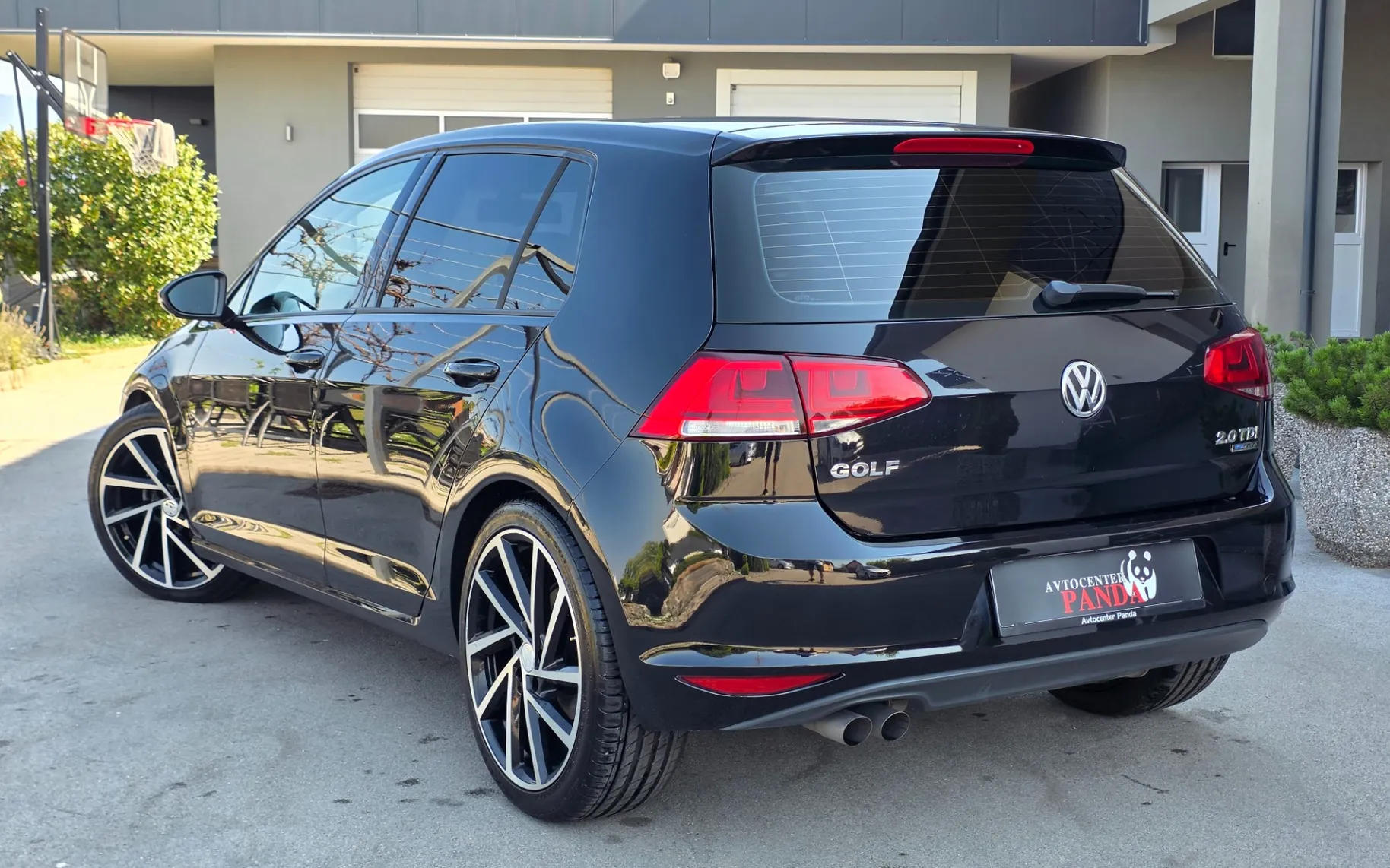 Zunanja slika - Volkswagen Golf - 2,0 TDI BMT Highline - 3