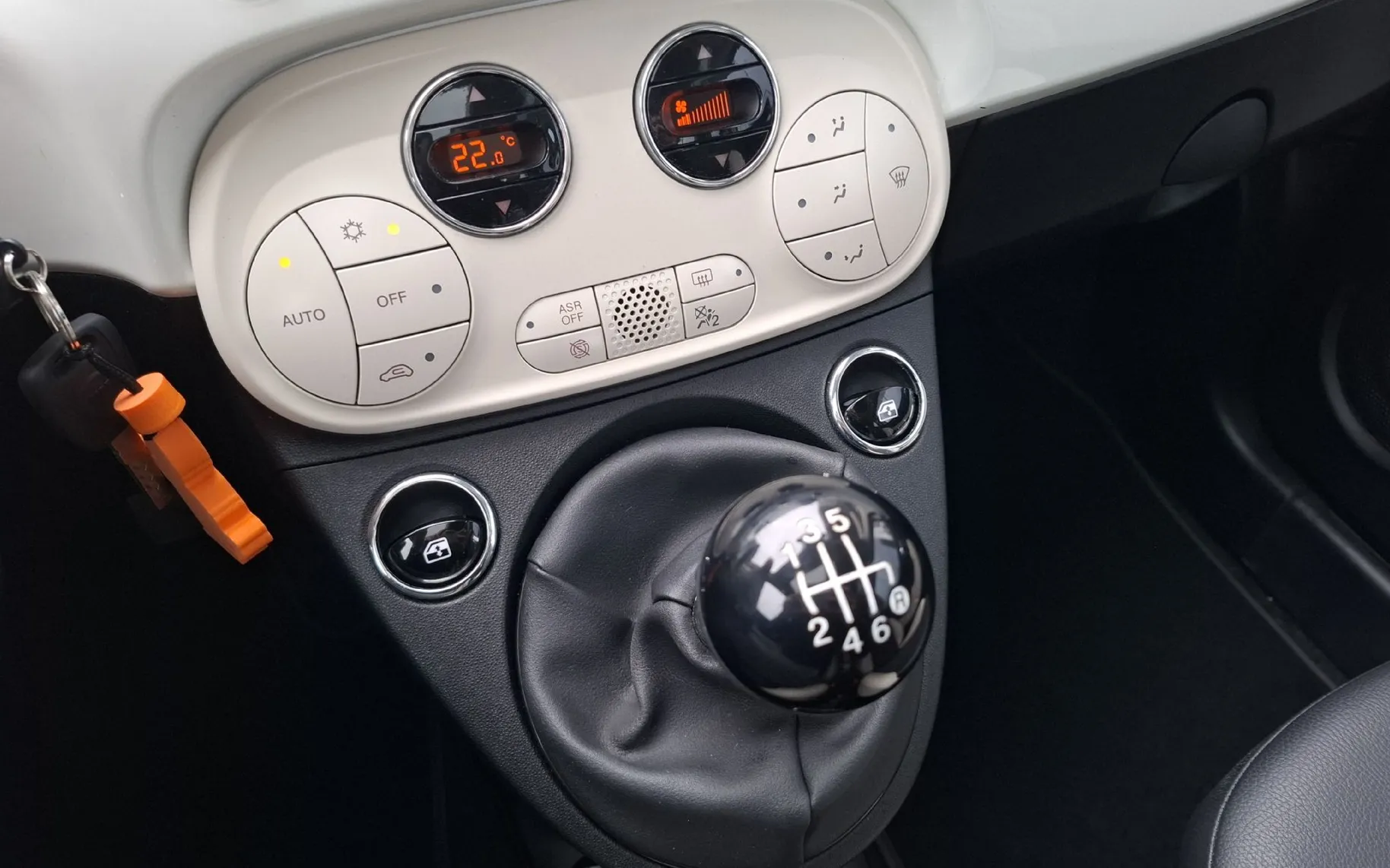 Zunanja slika - Fiat 500 - 1.0 GSE Dolcevita MHEV - PANORAMA-DAB-ISOFIX - 13