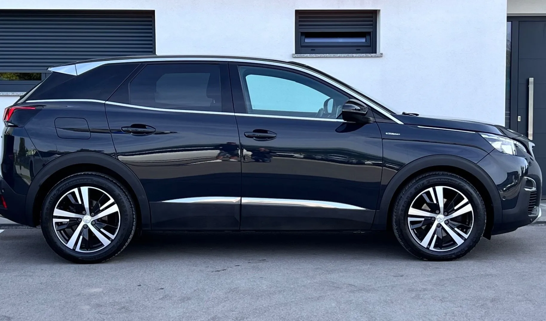 Zunanja slika - Peugeot 3008 - 1.5 BlueHDI+GT LINE+FULL LED+KAMERA+NAVI - 5