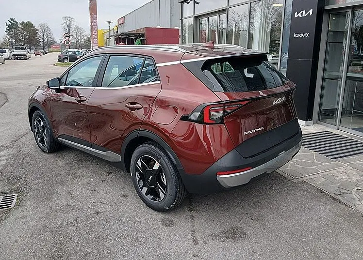 Zunanja slika - KIA Sportage - 1.6 T-GDi 110kW LX Fresh. 6 M T + DARILO +30° - 4