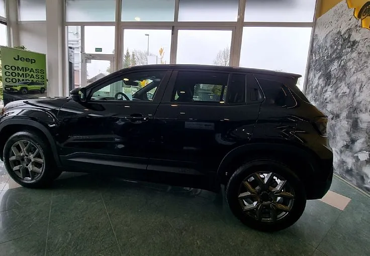 Zunanja slika - Jeep Avenger - 1.2 GSE 100 Altitude+ BON ZA ZIMSKE PNEVMATIKE - 4