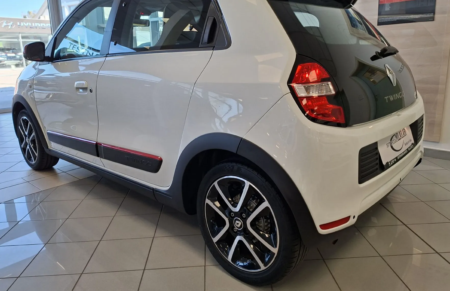 Zunanja slika - Renault Twingo - Expression Energy  GT-LED-NAVI-KAMERA-ODLIČEN- - 3