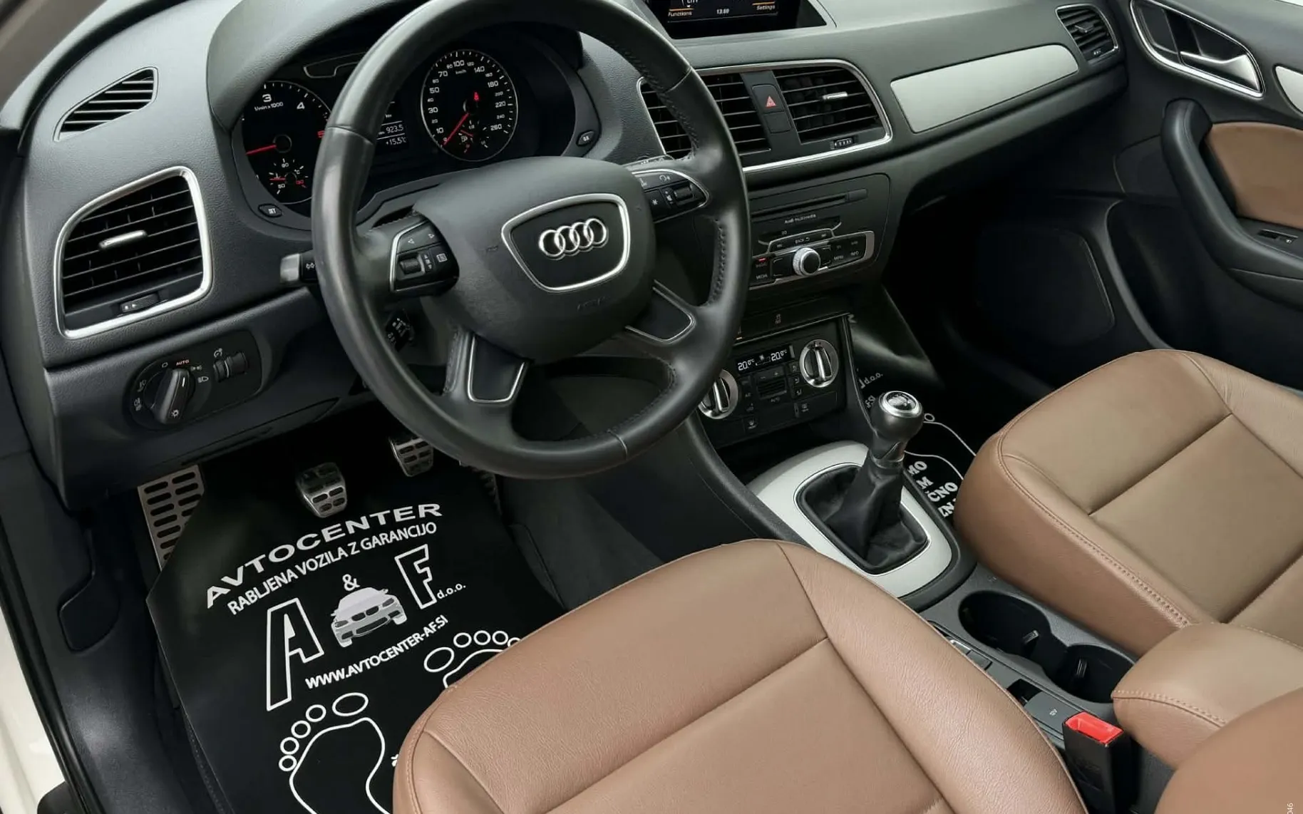 Notranja slika - Audi Q3 - 2.0 TDI-91.000km-1 LASTNIK-LIZING ZA TUJCE-XENON.. - 10
