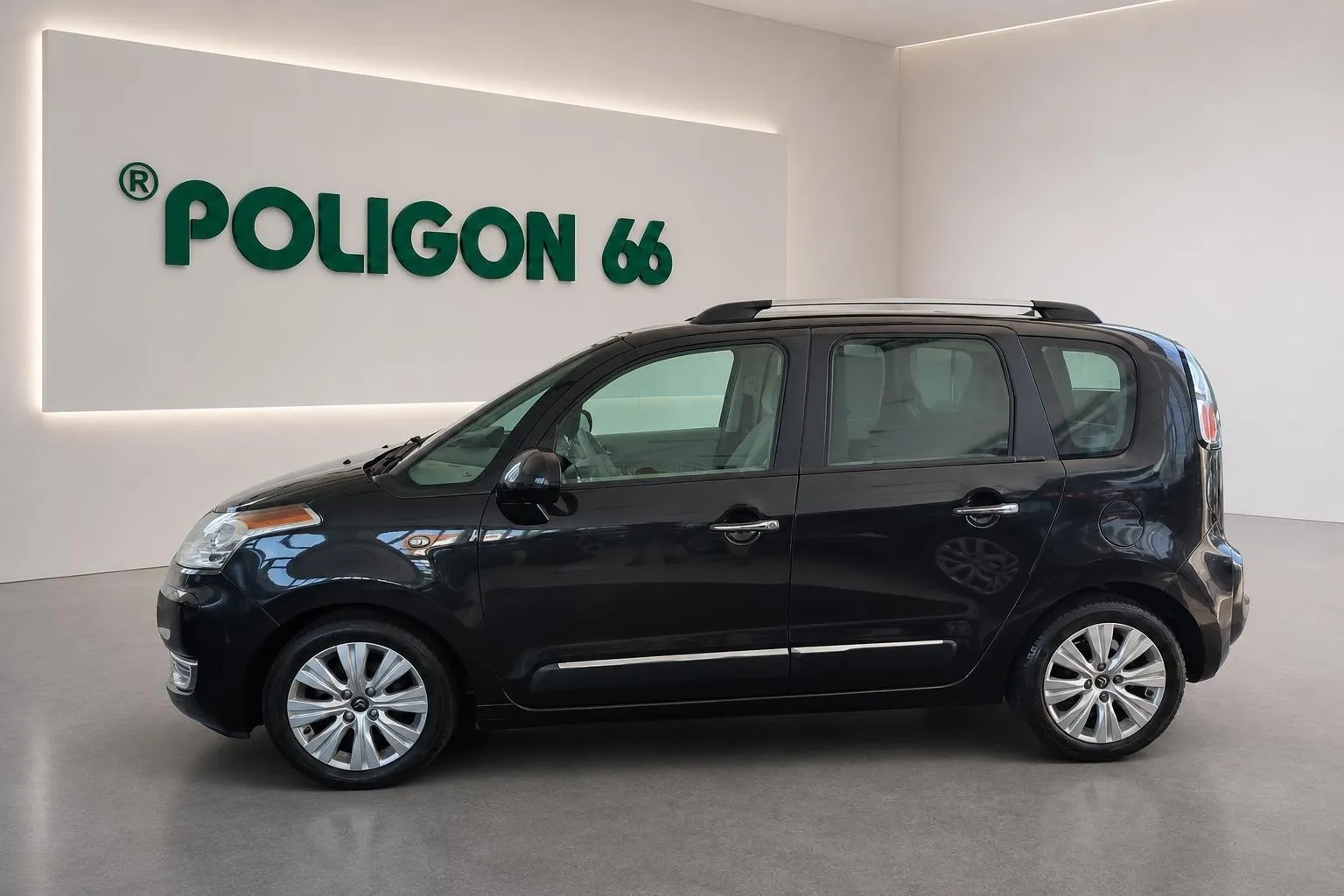 Notranja slika - Citroën C3 Picasso - VTi Exclusive-SLOV.POREKLO-GARANCIJA-ODLIČEN - 7