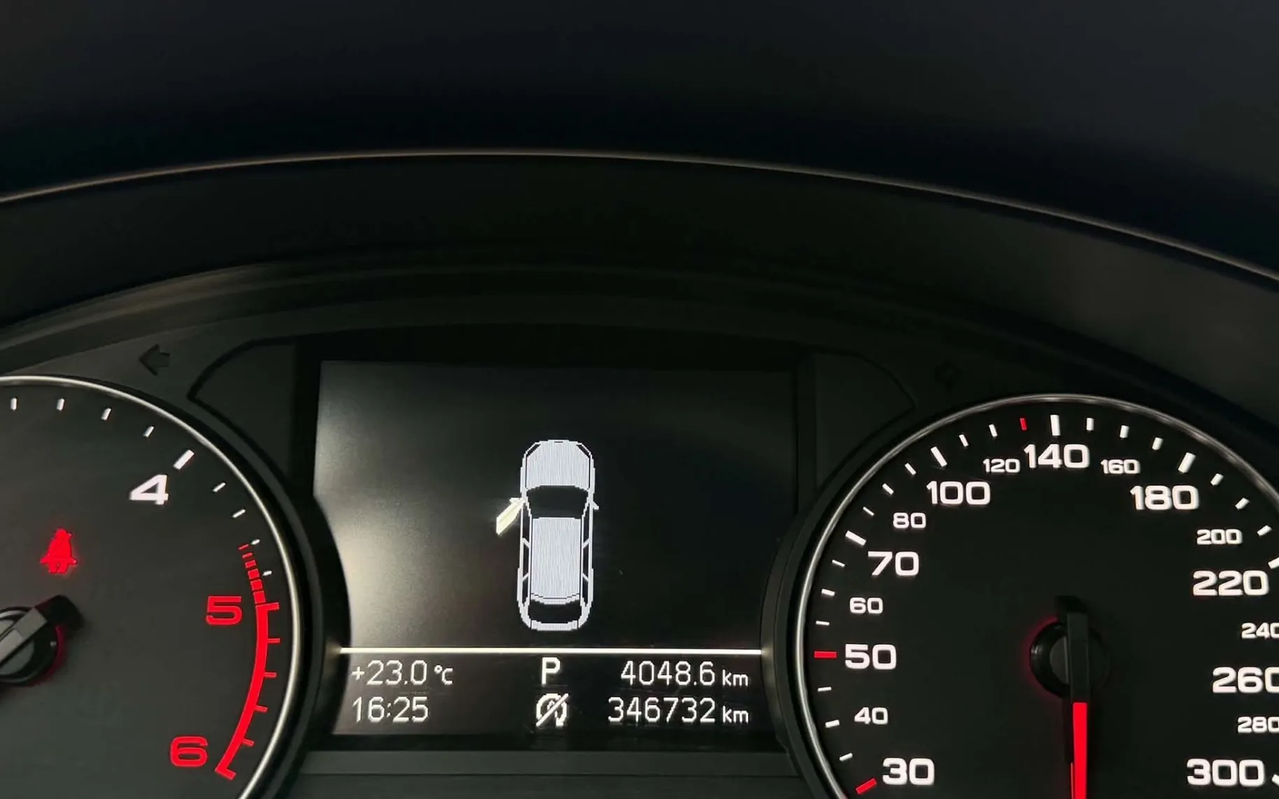 Notranja slika - Audi A6 Avant - 2.0 TDI ultra S-tronic - 12
