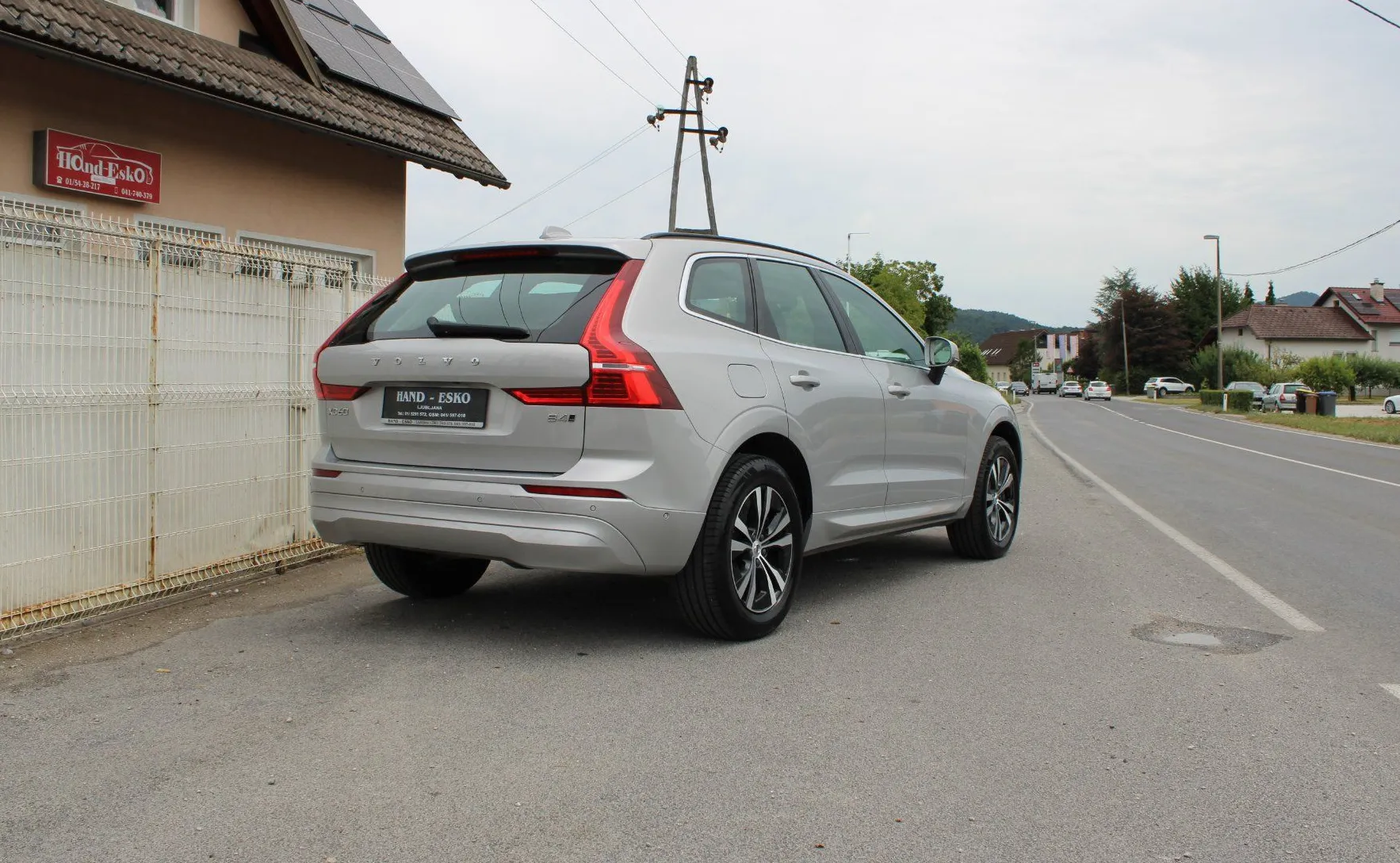Zunanja slika - Volvo XC60 - B4D AWD Momentum Avt. - 6