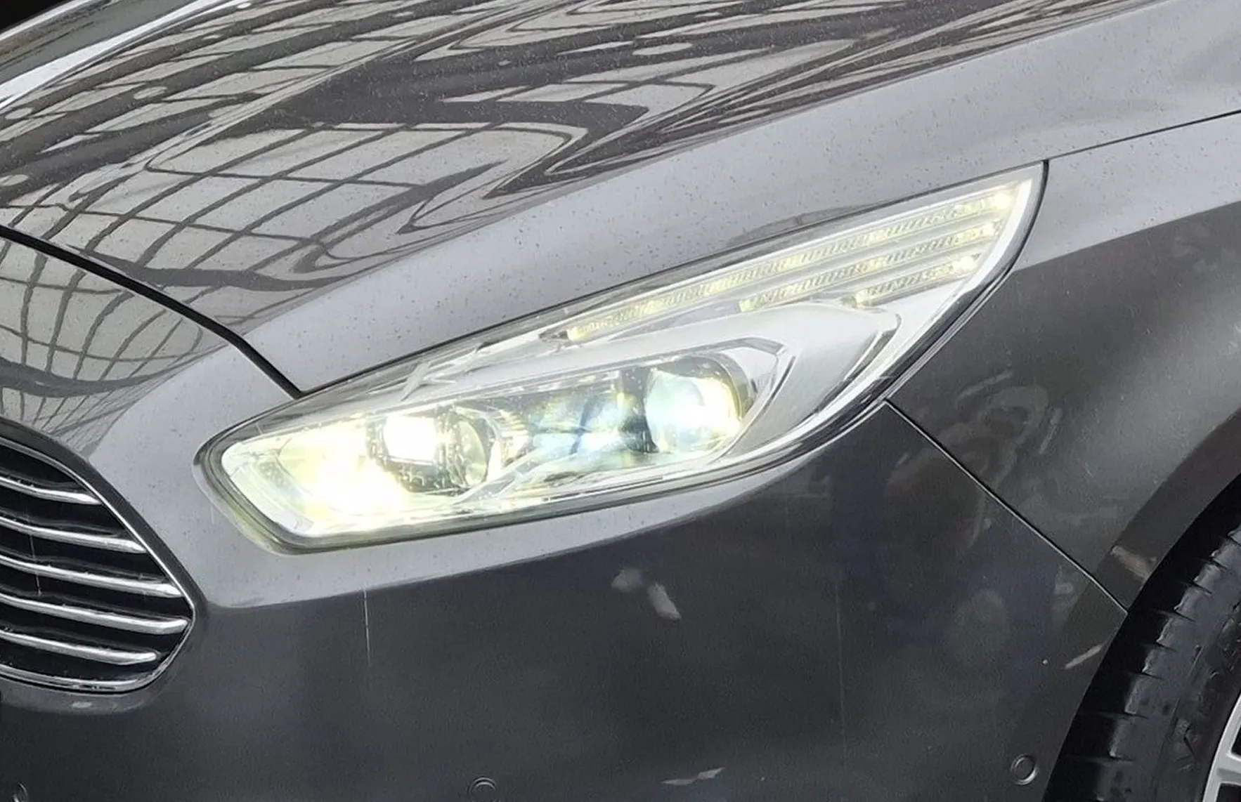 Zunanja slika - Ford Galaxy - TITANIUM 2.0 TDCi 150PS FWD A6-1.LAST-LED-5 SEDEŽ - 7