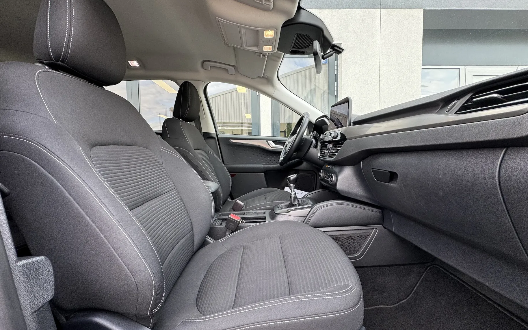 Zunanja slika - Ford Kuga - Titanium 1.5 EcoBoost 150KM SLO 1.LASTNIIK ODLIČNA - 12