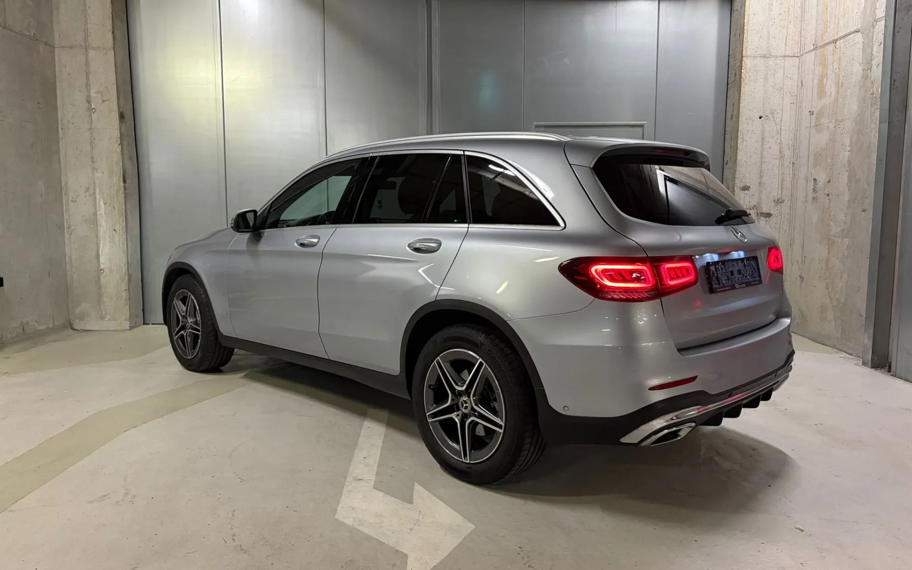 Zunanja slika - Mercedes-Benz GLC-Razred - 300 4MATIC - ODLIČNO OHRANJENO VOZILO - - 4