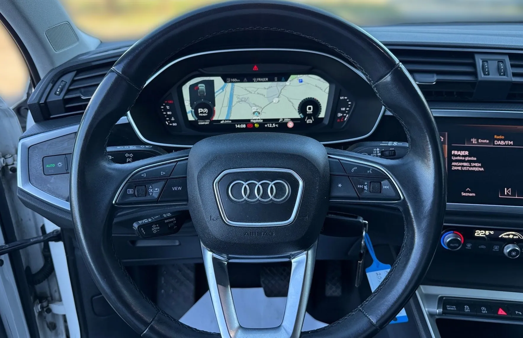 Zunanja slika - Audi Q3 - Sportback 35 TDI MATRIX LINE ASSIST PDC NAVI TEMPOMAT - 15