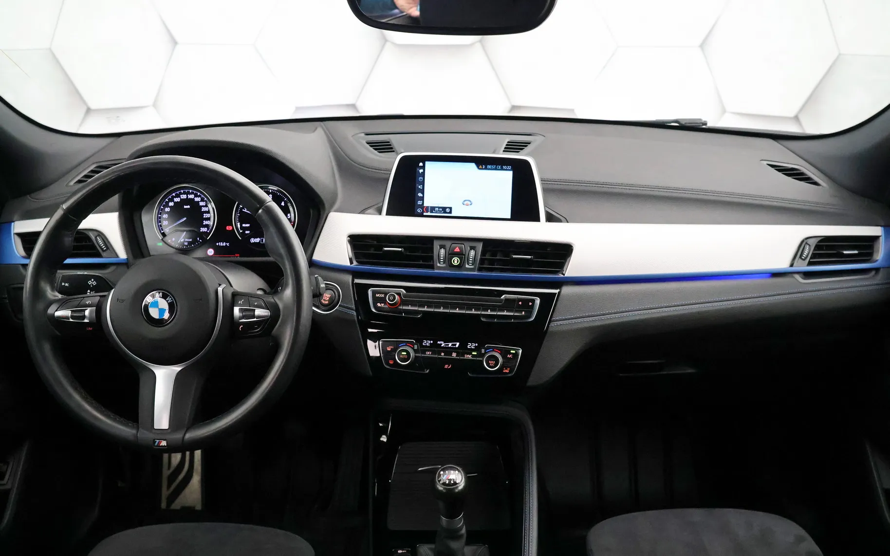 Zunanja slika - BMW X2 - 18d s-Drive M-Sport - 7