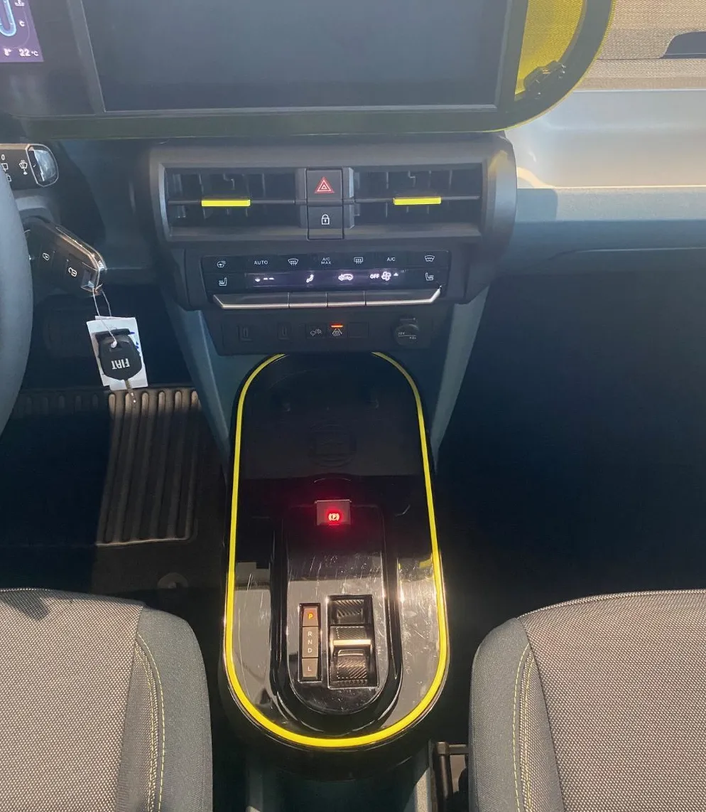 Zunanja slika - Fiat Grande Panda - 1.2 E-DCT6 110 LaPrima - 7