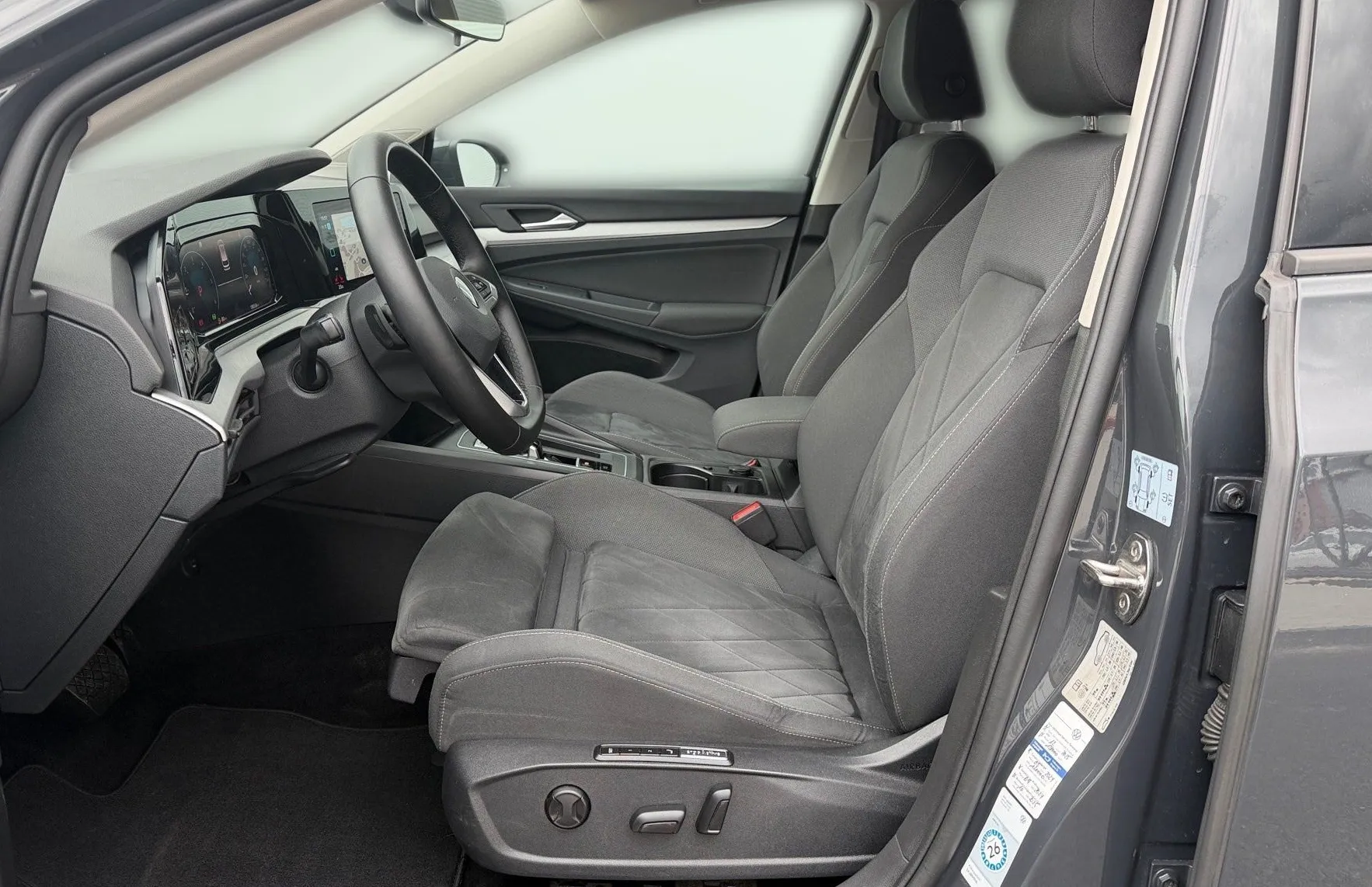 Zunanja slika - VW Golf - Variant 2.0 TDI BMT Life DSG-ACC-LED-Vlečna kljuka-Masaža - 7