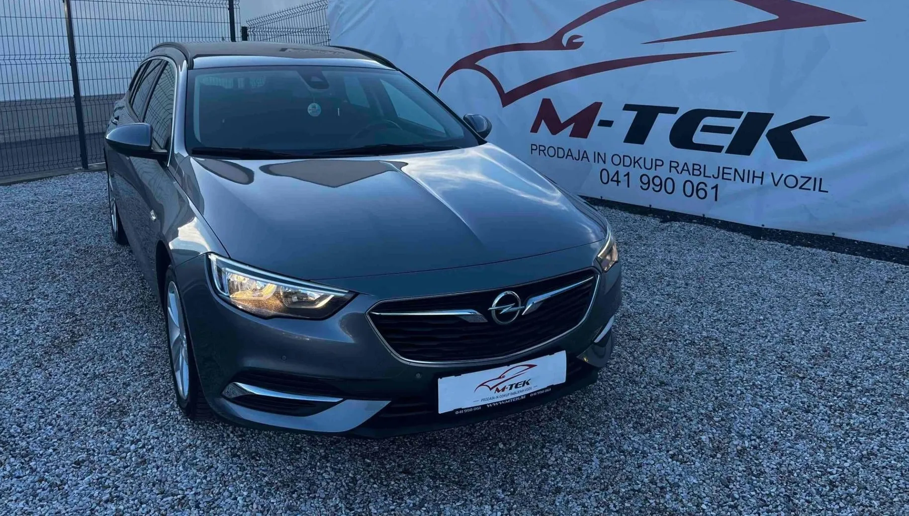 Zunanja slika - Opel Insignia - 1.6 SPORT-USNJE-NAVI-ACC-LINE ASIST-ALU... - 1