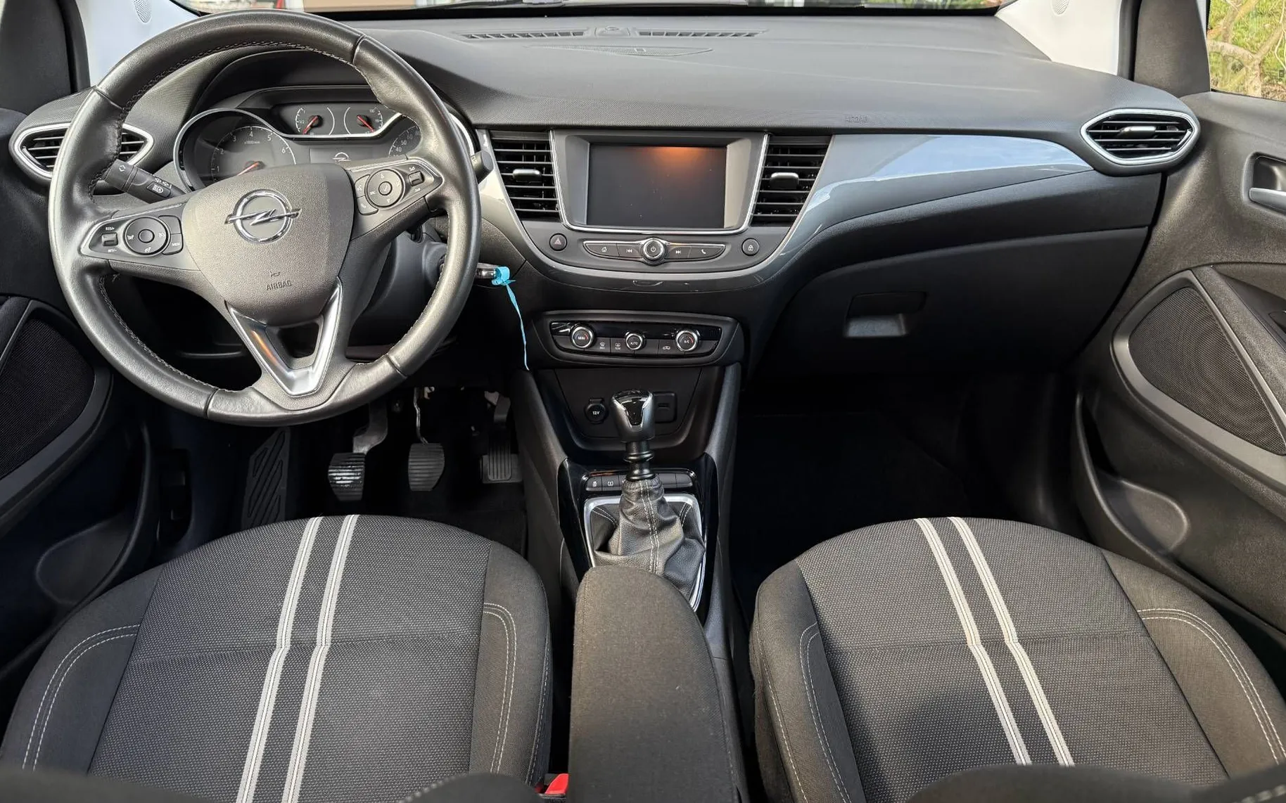 Zunanja slika - Opel Crossland - 1.2 TURBO 81KW ELEGANCE... - 10