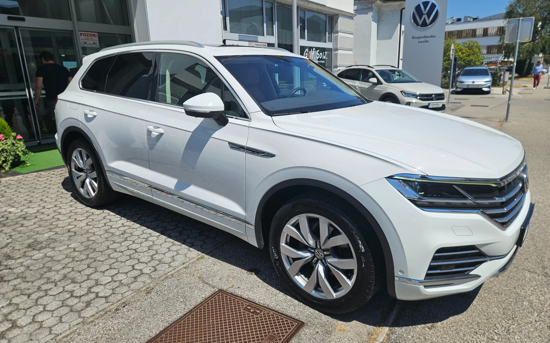 Zunanja slika - Volkswagen Touareg - 4motion V6 TDI BMT Atmosphere - 2