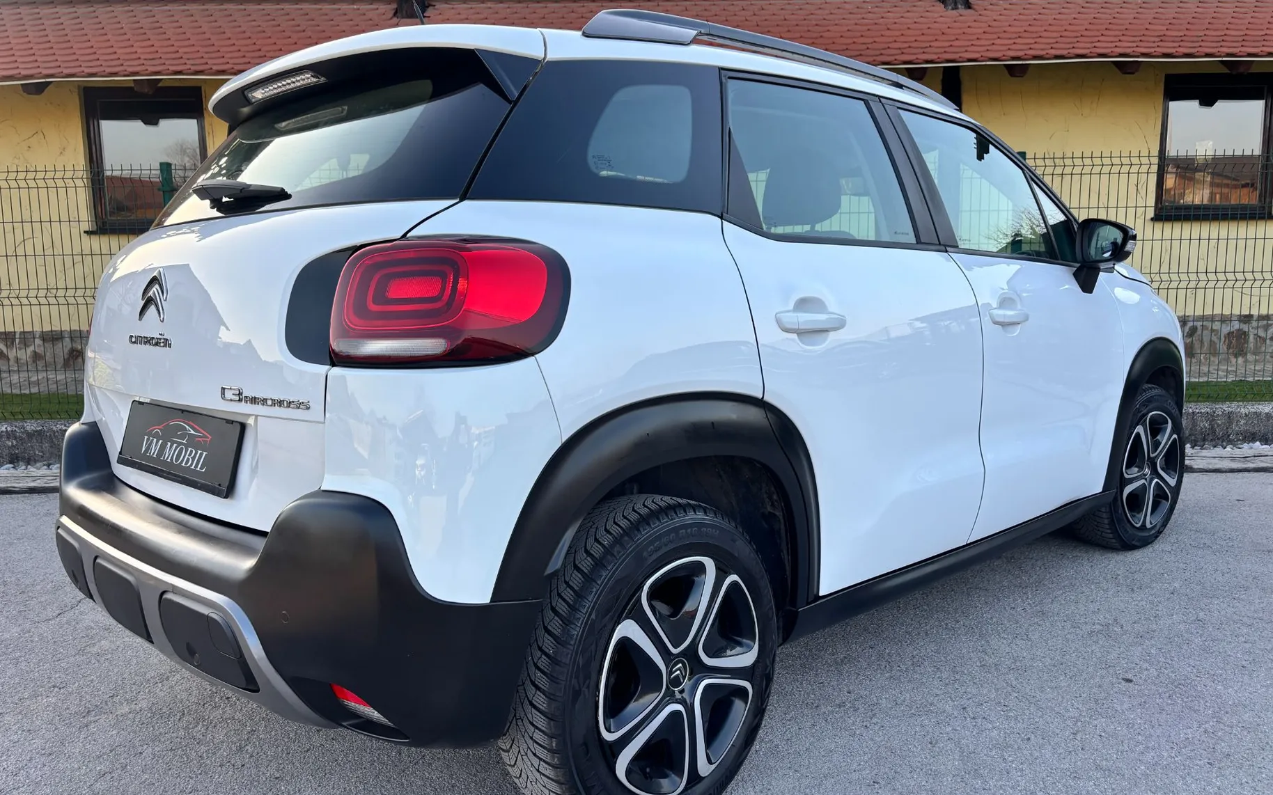 Zunanja slika - Citroën C3 - Aircross 1,5 BlueHDi 100 Feel--LED-NAVI-VELIKI SERVIS-JAMSTVO - 4