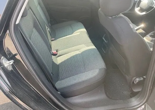 Zunanja slika - Citroën C4 - 1.2 PureTech 110 Feel.VELIK SERVIS.SAMO 103.000 KM - 10