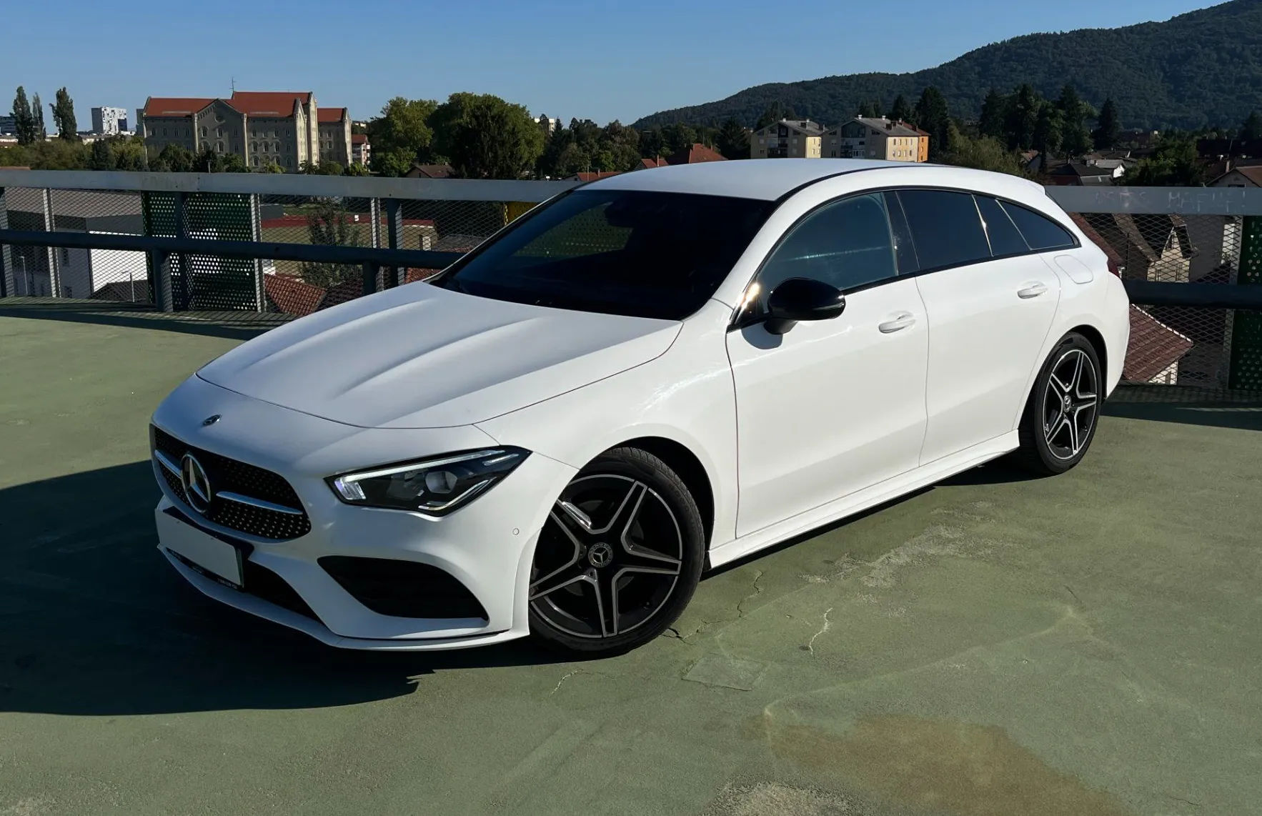 Zunanja slika - Mercedes-Benz CLA-Razred - CLA Shooting Brake CLA 200 Shooting Brake AMG Line Avt. - 1