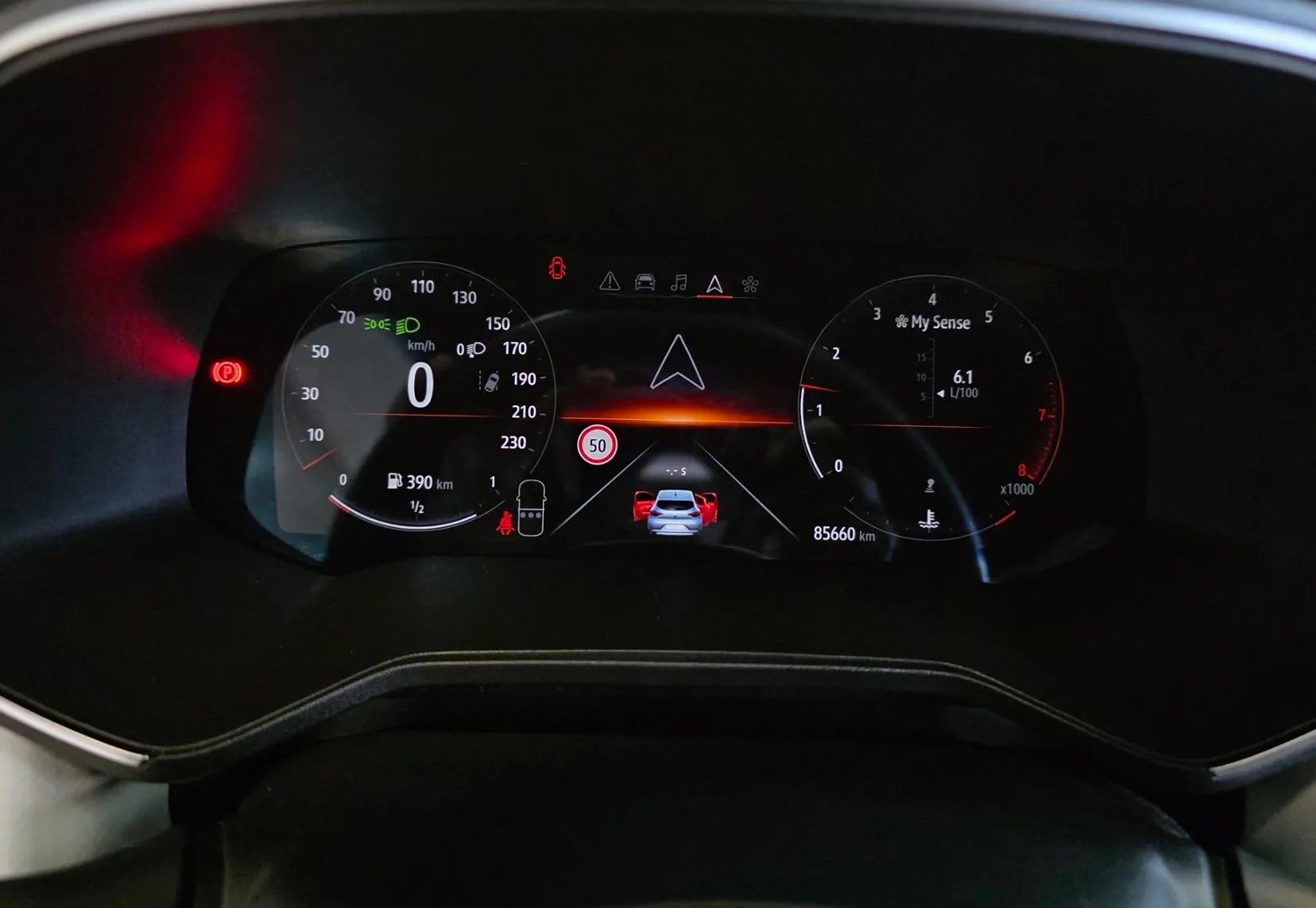 Zunanja slika - Renault Clio - TCe 90 Techno + KAMERA + AVT. KLIMA 1 LETO JAMSTVA - 12